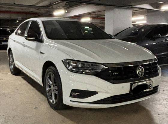 VOLKSWAGEN JETTA 1.4 250 TSI TOTAL FLEX R-LINE TIPTRONIC VOLKSWAGEN JETTA 1.4 250 TSI TOTAL FLEX R-LINE TIPTRONIC